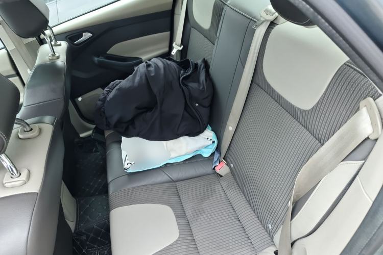 Used Ford Focus 2012 Sedan 1.6L Automatic Fashion Edition Left Rear Seat
