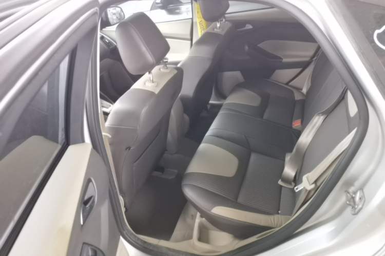Used Ford Focus 2012 Sedan 1.6L Automatic Fashion Edition Left Rear Seat
