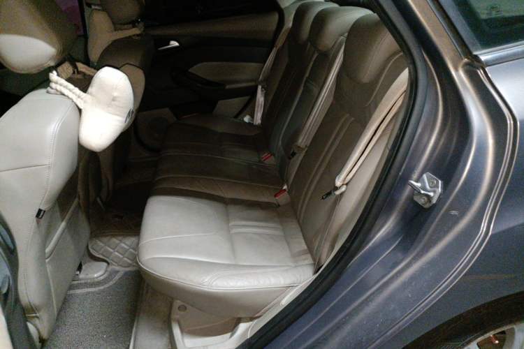 Used Ford Focus 2012 Sedan 2.0L Automatic Flagship Model Left Rear Seat