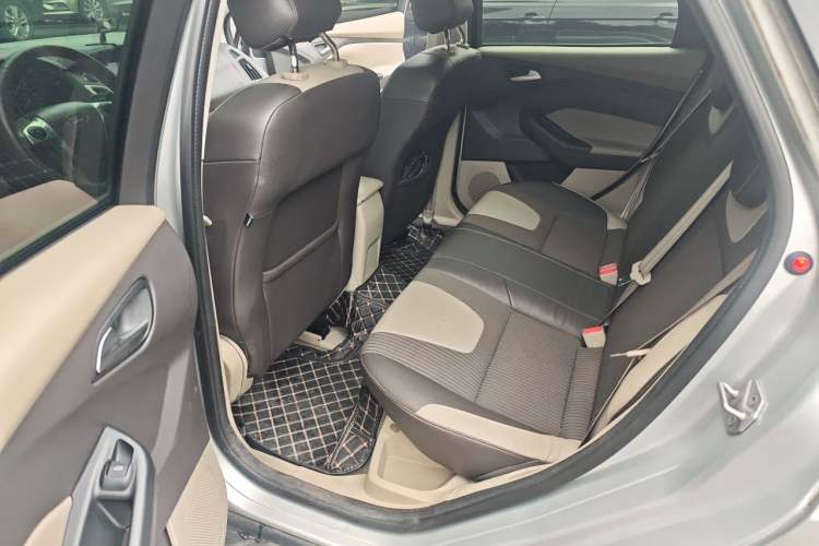 Used Ford Focus 2012 Hatchback 1.6L Automatic Fashion Edition Left Rear Seat