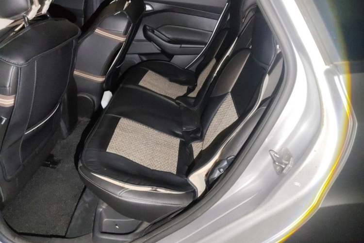 Used Ford Focus 2012 Sedan 1.6L Manual Fashion Edition Left Rear Seat