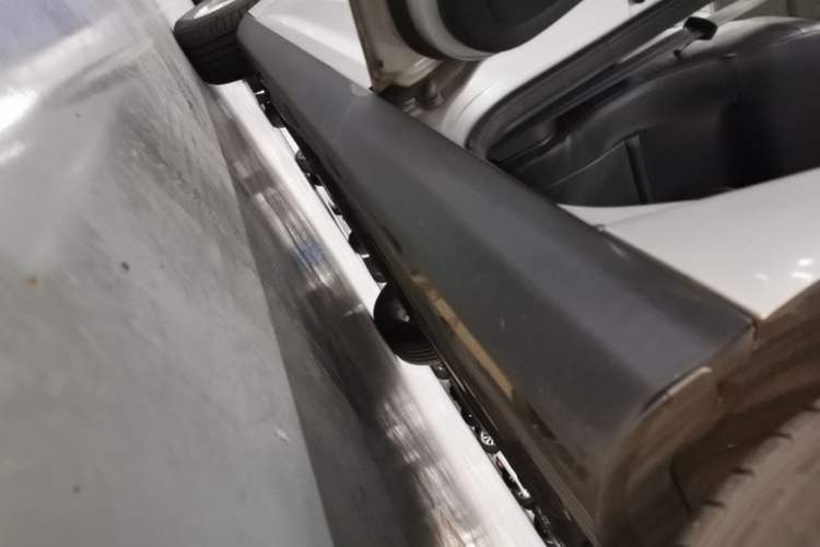 Used Ford Focus 2012 Sedan 1.6L Automatic Fashion Edition Left Side Sill