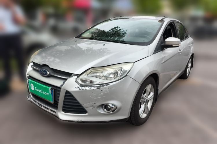 Used Ford Focus 2012 Sedan 1.6L Automatic Fashion Edition Guazi used car, China used car export, Used car for sale, Used Ford cars, Cheapest cars for sale