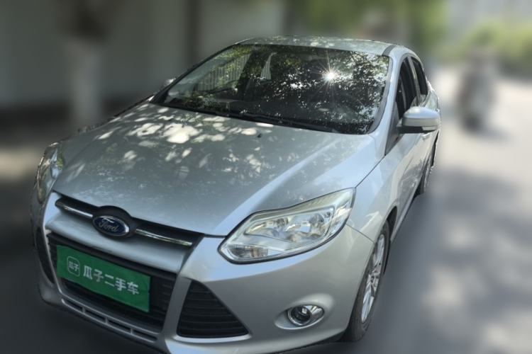 Used Ford Focus 2012 Sedan 1.6L Manual Comfort Model Guazi used car, China used car export, Used car for sale, Used cars, Cheapest cars for sale