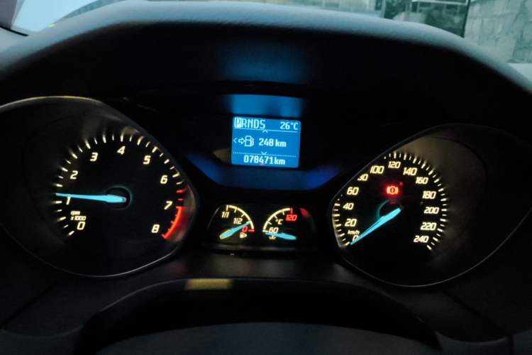 Used Ford Focus 2012 Hatchback 1.6L Automatic Fashion Edition Odometer Close Up