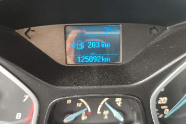 Used Ford Focus 2012 Hatchback 1.6L Manual Fashion Edition Odometer Close Up