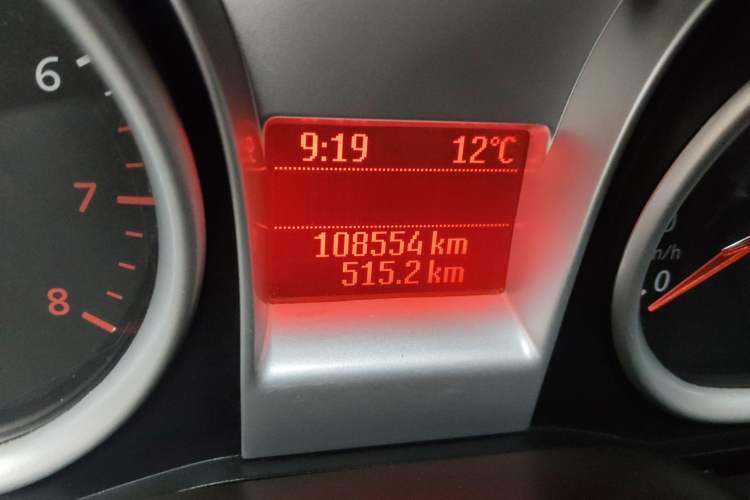 Used Ford Focus 2012 Sedan Classic 1.8L Manual Fashion Edition Odometer Close Up