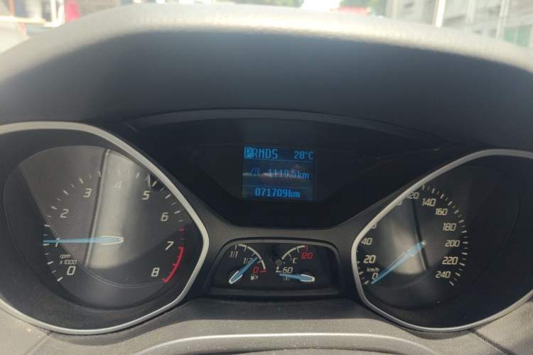 Used Ford Focus 2012 Hatchback 1.6L Automatic Comfort Model Odometer Close Up