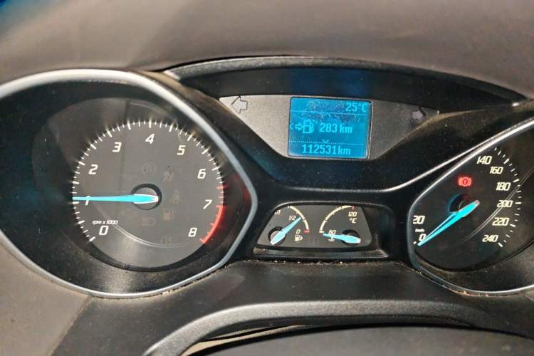 Used Ford Focus 2012 Sedan 1.6L Manual Fashion Edition Odometer Close Up