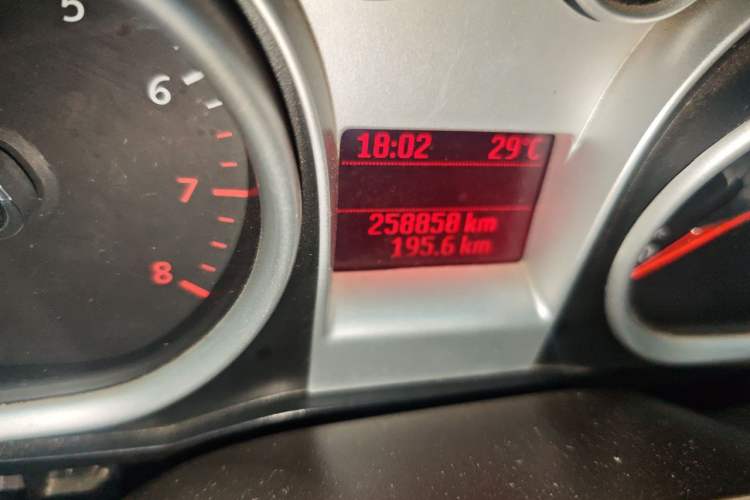 Used Ford Focus 2012 Sedan Classic 1.8L Manual Base Model Odometer Close Up