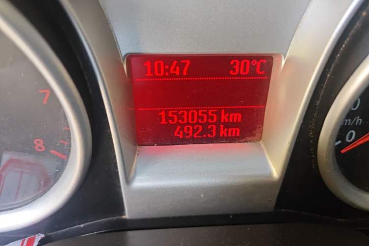 Used Ford Focus 2012 Sedan Classic 1.8L Manual Base Model Odometer Close Up