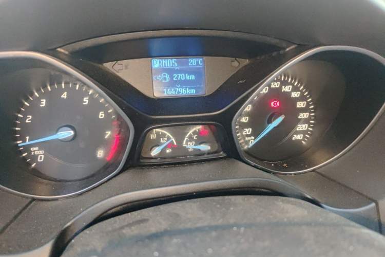 Used Ford Focus 2012 Sedan 1.6L Automatic Fashion Edition Odometer Close Up