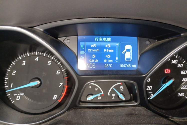 Used Ford Focus 2012 Sedan 2.0L Automatic Flagship Model Odometer Close Up