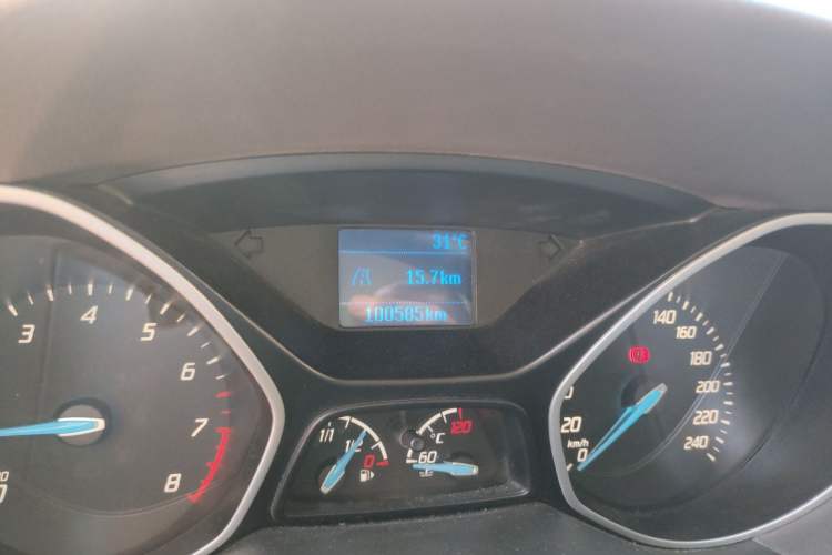 Used Ford Focus 2012 Sedan 1.6L Manual Comfort Model Odometer Close Up