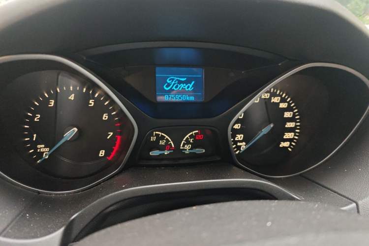 Used Ford Focus 2012 Sedan 1.6L Automatic Fashion Edition Odometer Close Up