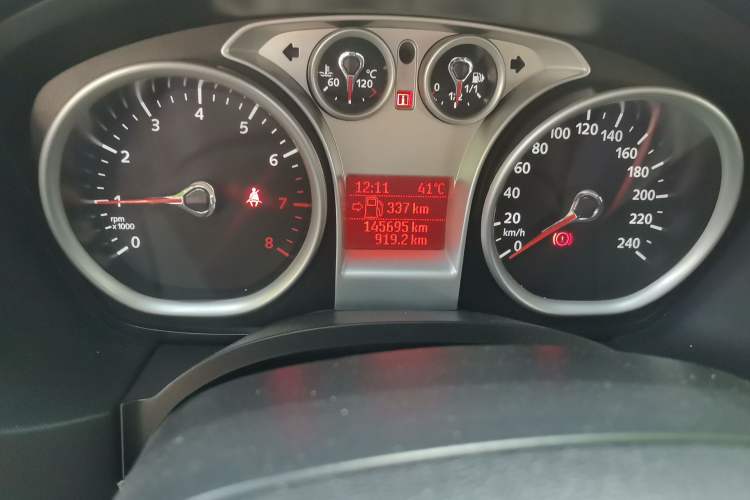 Used Ford Focus 2012 Hatchback Classic 1.8L Manual Base Model Odometer Close Up