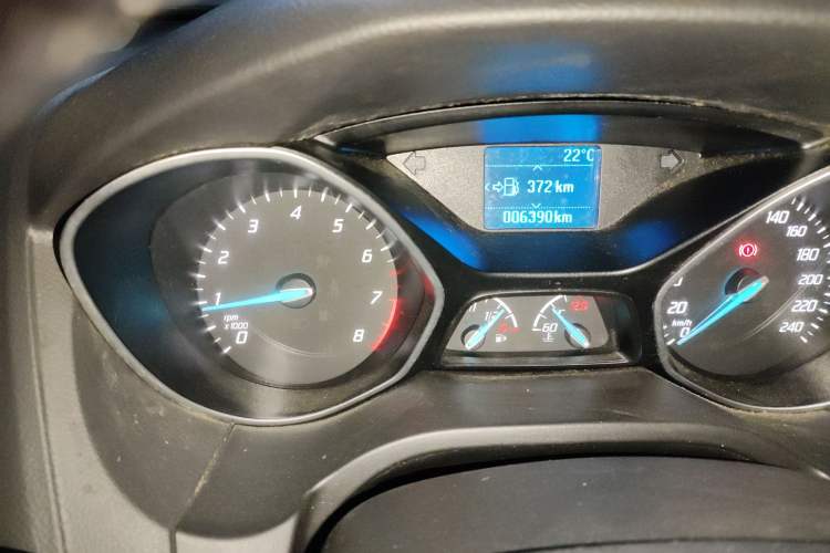 Used Ford Focus 2012 Sedan 1.6L Manual Fashion Edition Odometer Close Up
