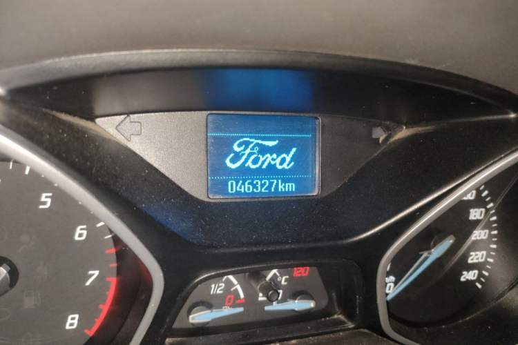 Used Ford Focus 2012 Sedan 1.6L Manual Comfort Model Odometer Close Up