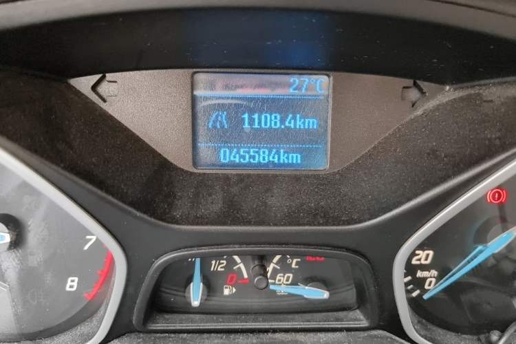 Used Ford Focus 2012 Sedan 1.6L Manual Comfort Model Odometer Close Up