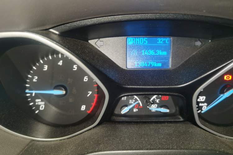 Used Ford Focus 2012 Sedan 1.6L Automatic Comfort Model Odometer Close Up