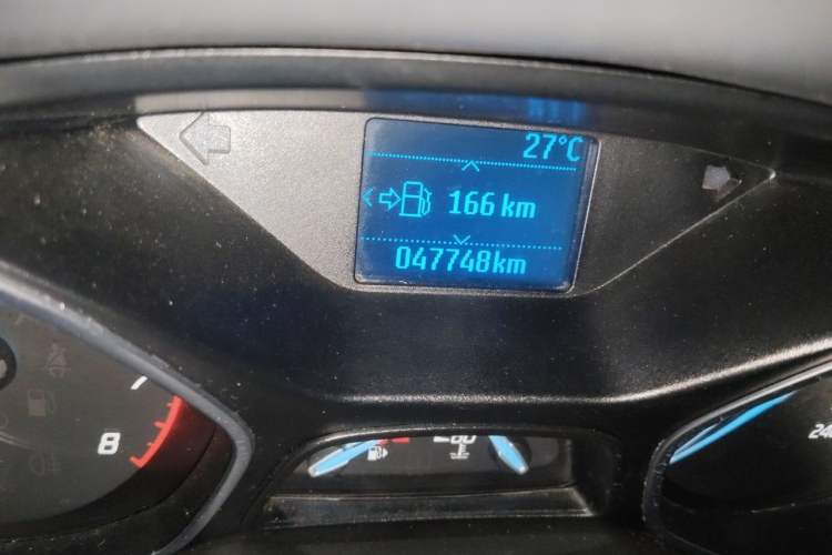 Used Ford Focus 2012 Sedan 1.6L Manual Fashion Edition Odometer Close Up