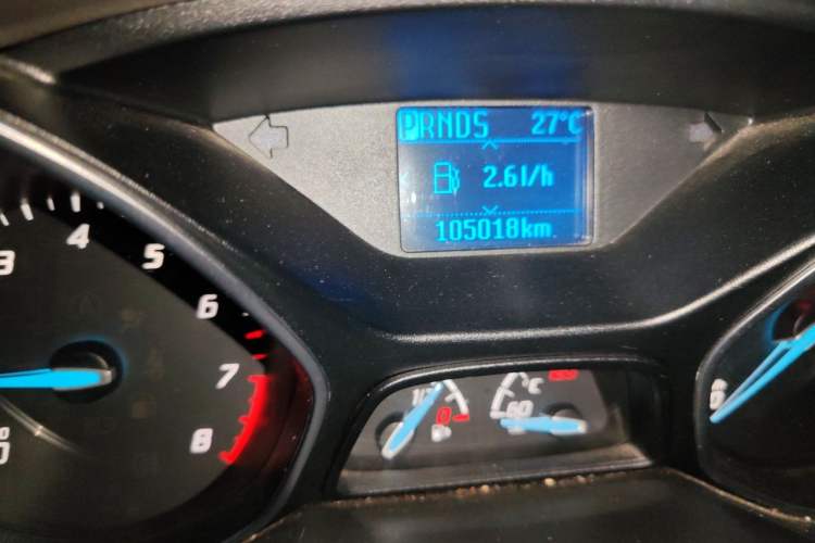 Used Ford Focus 2012 Sedan 1.6L Automatic Fashion Edition Odometer Close Up