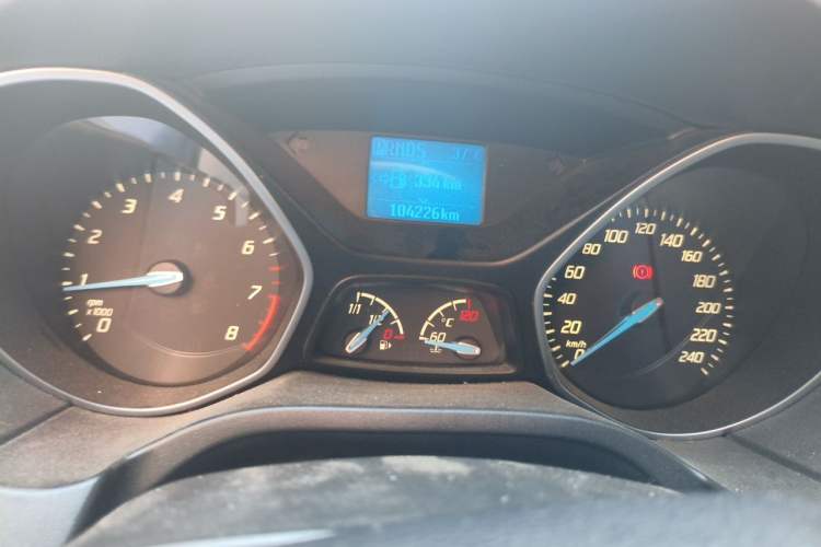 Used Ford Focus 2012 Sedan 1.6L Automatic Fashion Edition Odometer Close Up