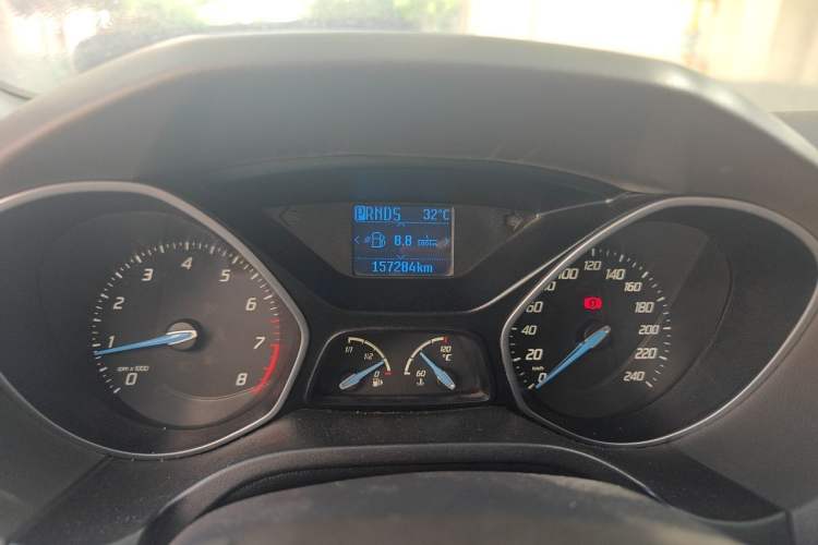 Used Ford Focus 2012 Sedan 1.6L Automatic Fashion Edition Odometer Close Up