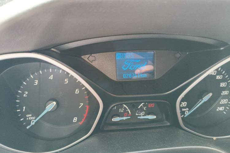 Used Ford Focus 2012 Hatchback 1.6L Automatic Fashion Edition Odometer Close Up