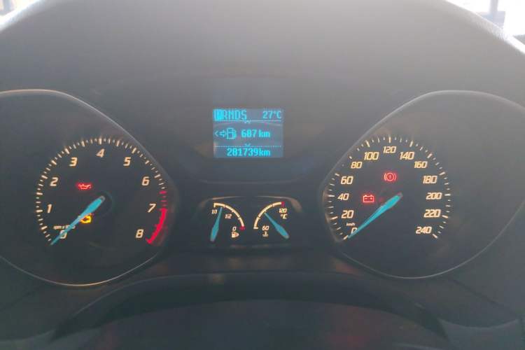 Used Ford Focus 2012 Hatchback 1.6L Automatic Fashion Edition Odometer Close Up