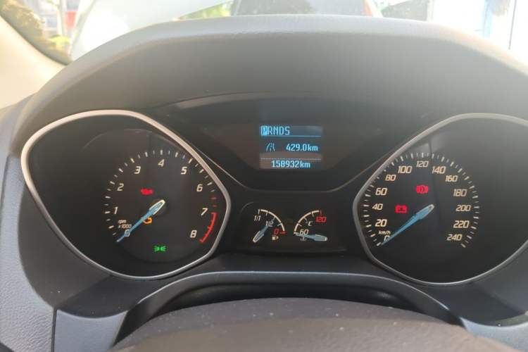 Used Ford Focus 2012 Sedan 1.6L Automatic Comfort Model Odometer Close Up