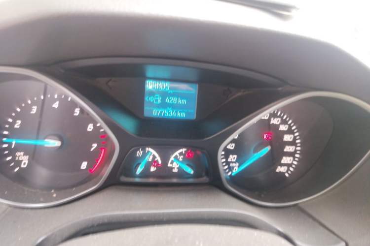 Used Ford Focus 2012 Sedan 1.6L Automatic Comfort Model Odometer Close Up