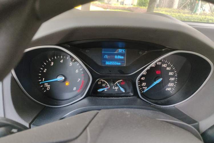 Used Ford Focus 2012 Sedan 1.6L Manual Comfort Model Odometer Close Up