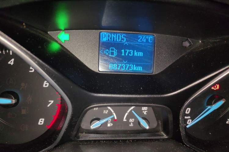 Used Ford Focus 2012 Sedan 1.6L Automatic Fashion Edition Odometer Close Up