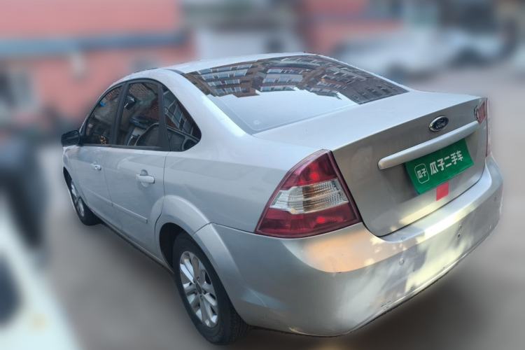 Used Ford Focus 2012 Sedan Classic 1.8L Automatic Fashion Edition Rear Left 45 Deg