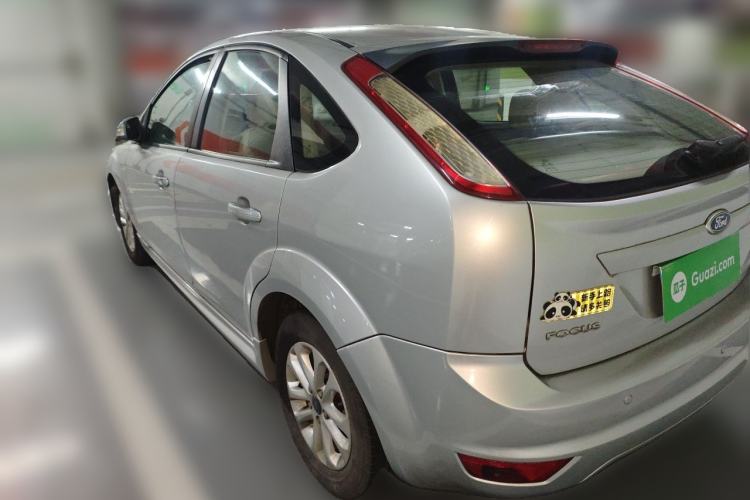 Used Ford Focus 2012 Hatchback Classic 1.8L Automatic Fashion Edition Rear Left 45 Deg