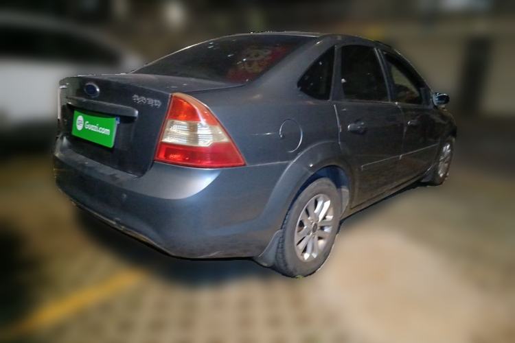 Used Ford Focus 2012 Sedan Classic 1.8L Automatic Fashion Edition Rear Right 45 Deg