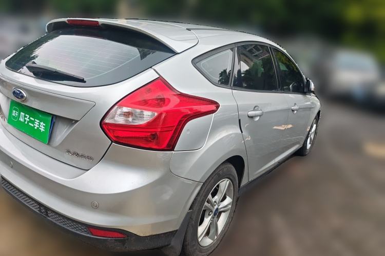Used Ford Focus 2012 Hatchback 1.6L Automatic Fashion Edition Rear Right 45 Deg
