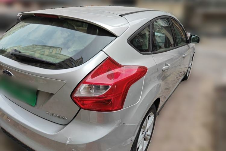 Used Ford Focus 2012 Hatchback 1.6L Manual Fashion Edition Rear Right 45 Deg