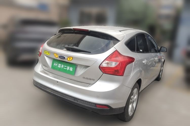 Used Ford Focus 2012 Hatchback 1.6L Manual Fashion Edition Rear Right 45 Deg
