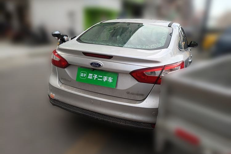 Used Ford Focus 2012 Sedan 1.6L Automatic Fashion Edition Rear Right 45 Deg