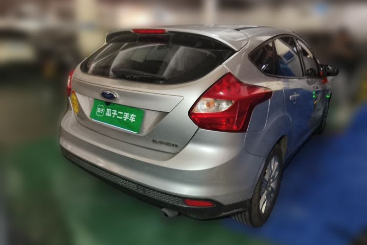 Used Ford Focus 2012 Sedan 1.6L Manual Comfort Model Rear Right 45 Deg