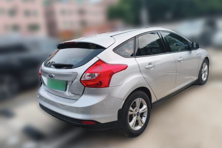 Used Ford Focus 2012 Hatchback 1.6L Automatic Fashion Edition Rear Right 45 Deg