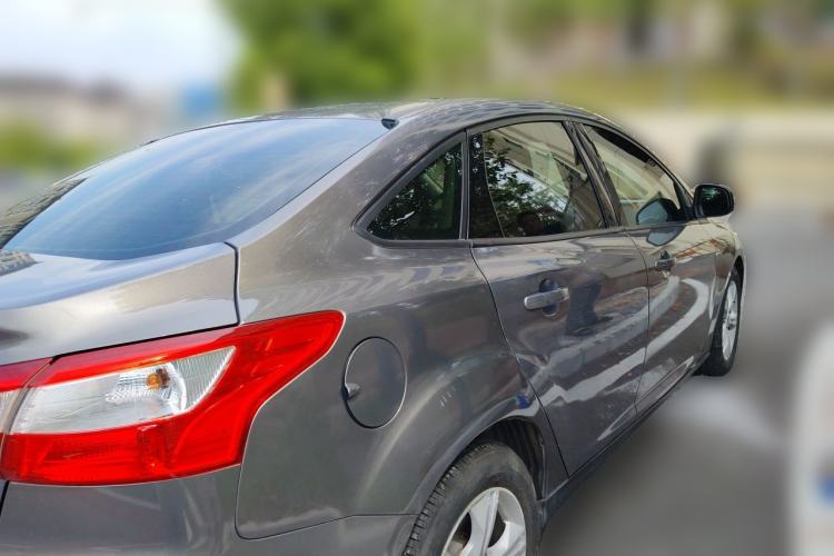 Used Ford Focus 2012 Sedan 1.6L Automatic Fashion Edition Rear Right 45 Deg