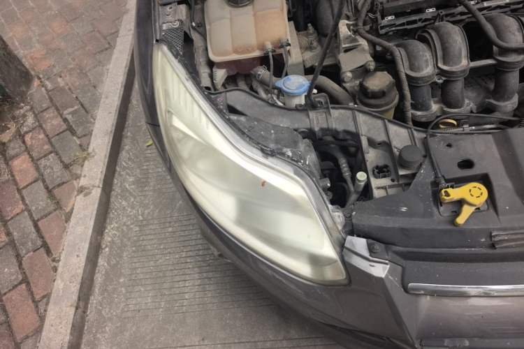 Used Ford Focus 2012 Sedan 1.6L Automatic Fashion Edition Right Front Headlight