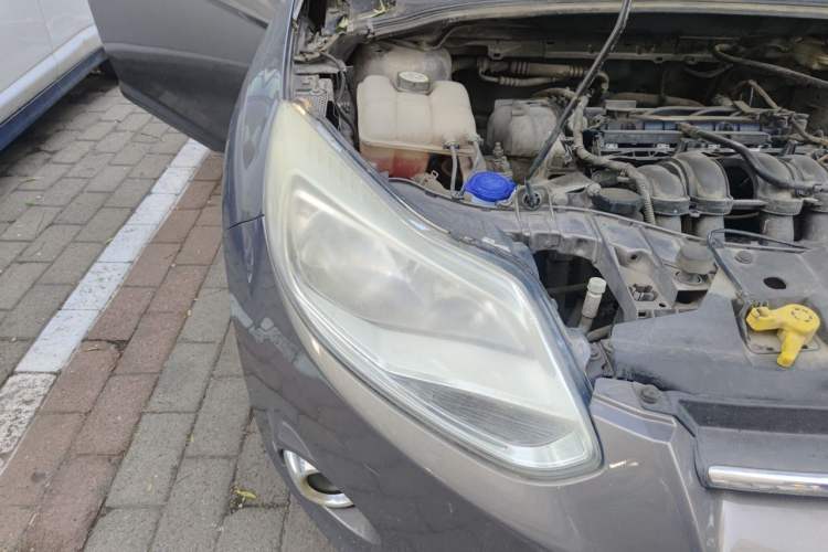 Used Ford Focus 2012 Sedan 1.6L Automatic Fashion Edition Right Front Headlight