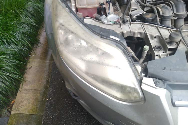 Used Ford Focus 2012 Sedan 1.6L Automatic Prestige Model Right Front Headlight
