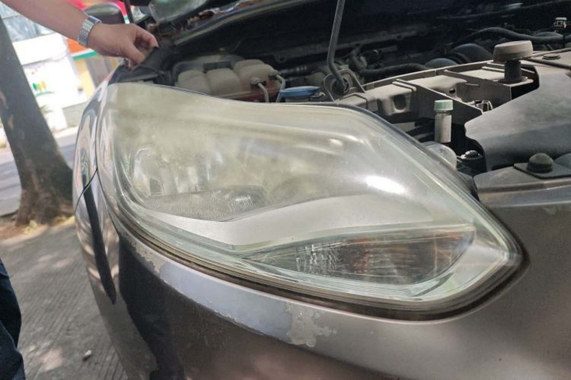 Used Ford Focus 2012 Sedan 1.6L Manual Comfort Model Right Front Headlight