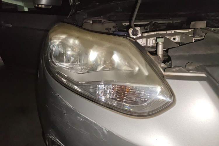 Used Ford Focus 2012 Hatchback 1.6L Manual Fashion Edition Right Front Headlight