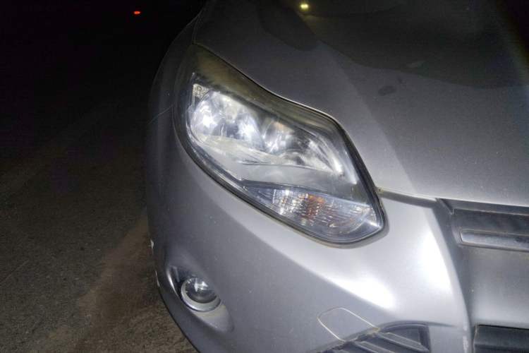 Used Ford Focus 2012 Sedan 1.6L Manual Fashion Edition Right Front Headlight
